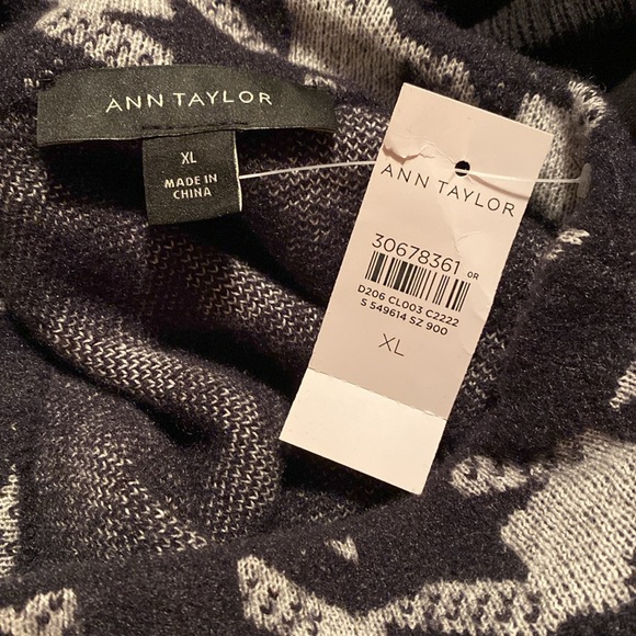 NWT XL Ann Taylor mock neck sweater - Picture 6 of 7